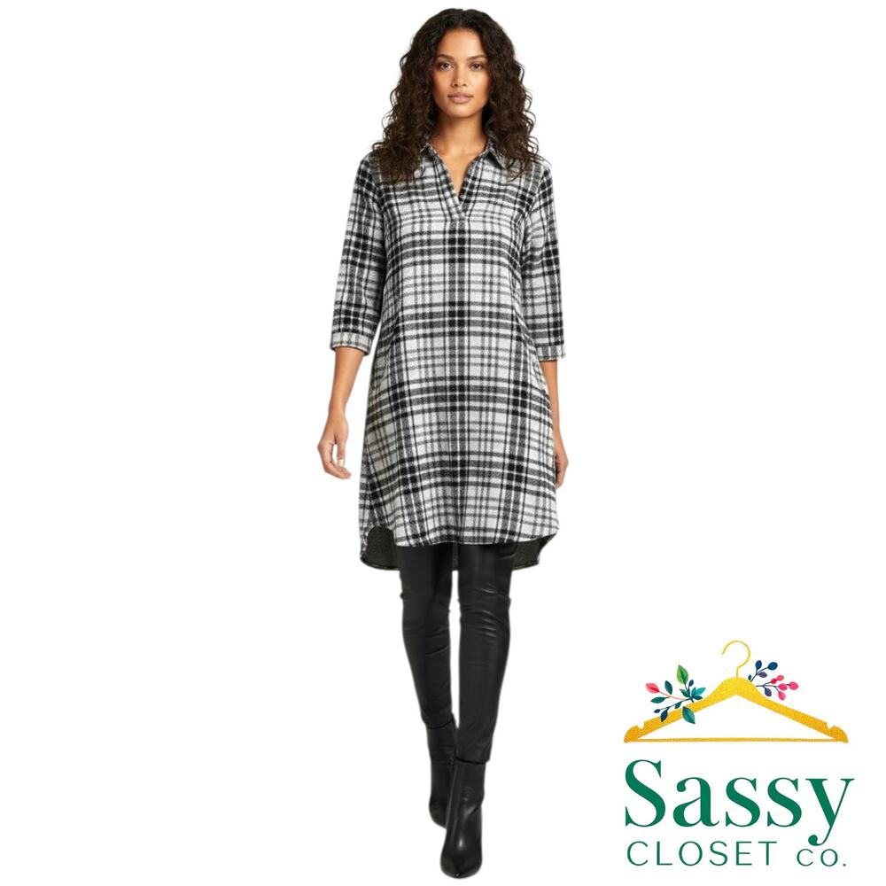 ATTITUDES BY RENEE Black White Plaid Knit Top M Pocket Tunic Asymmetrical EUC